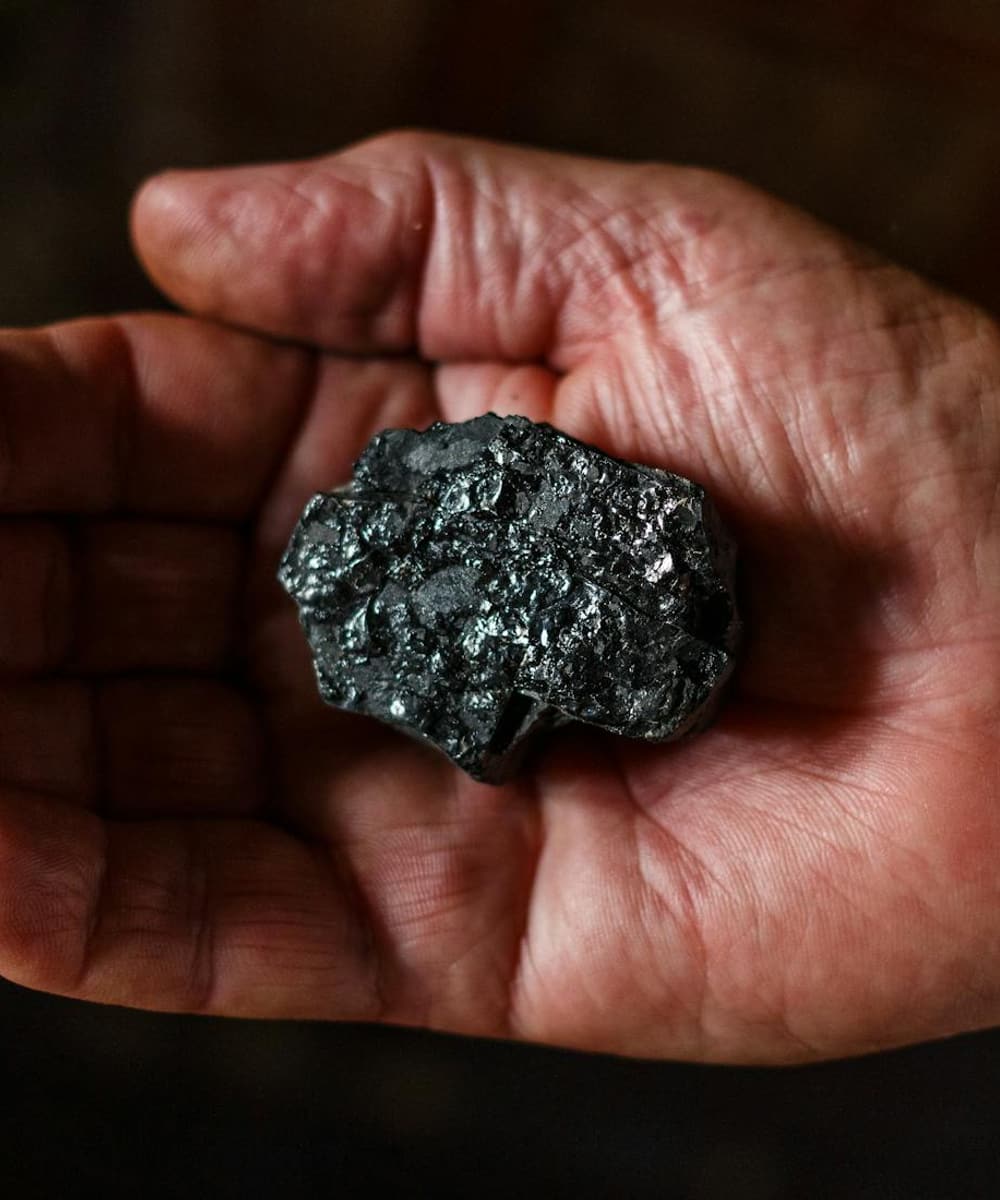 A representative coal sample held for grade and GCV verification